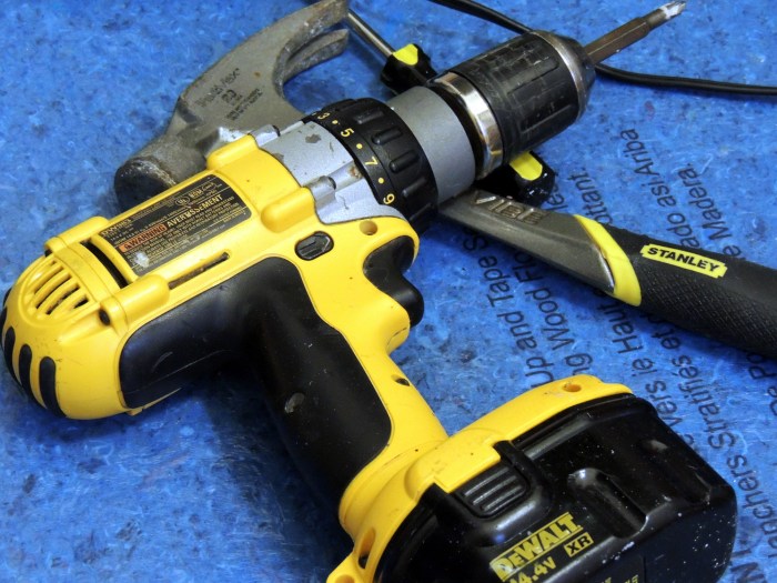 Tool storage cabinets